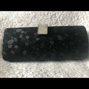 Black Clutch
